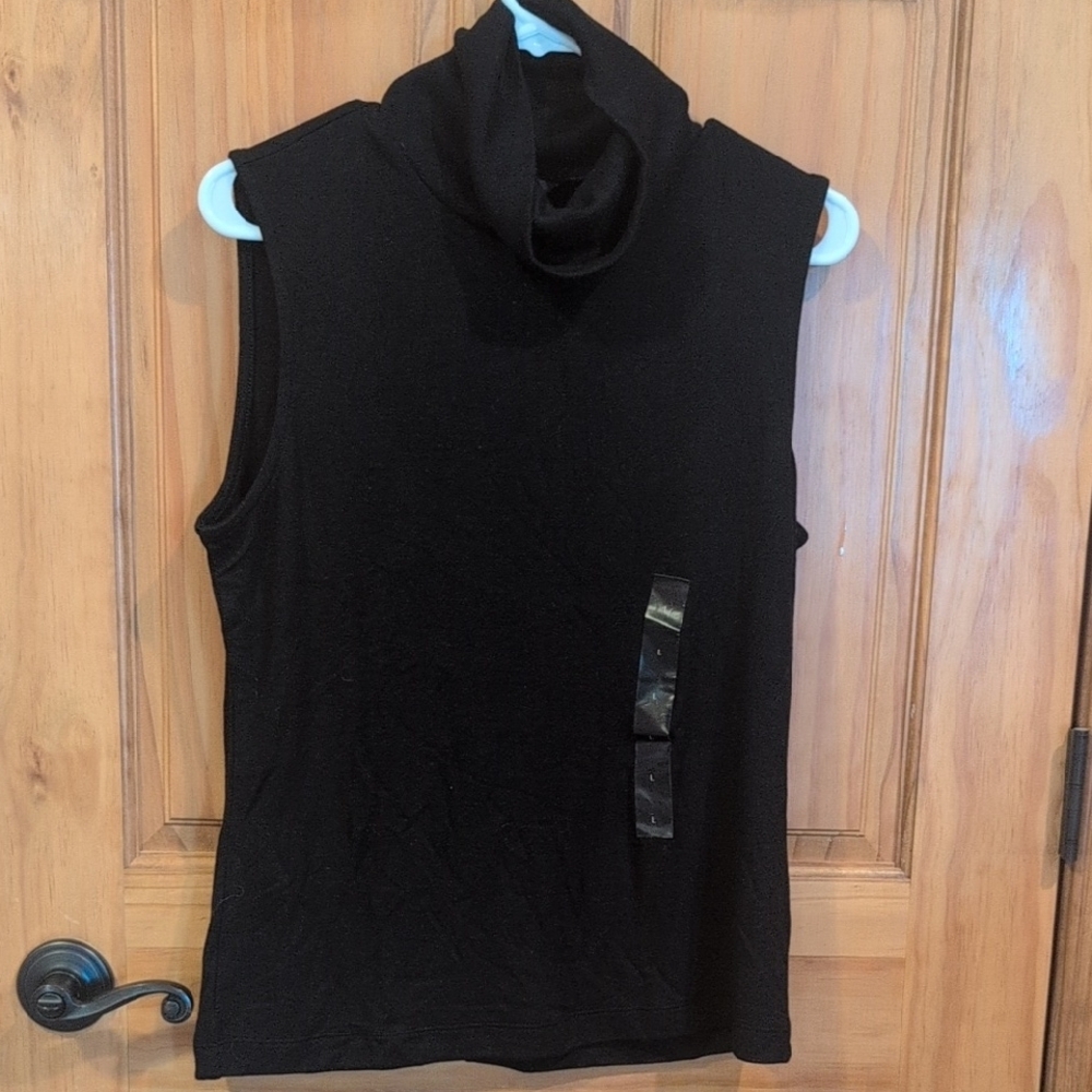 Banana Republic Charcoal Sleeveless Top